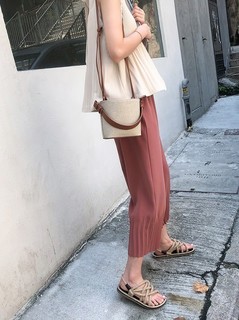 b58f822172695ca1e54e33b5a367d226.jpg